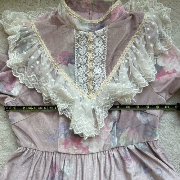 Vintage Floral Stretchy Velvet Prairie Dress M Ruffle Lace Yoke Cottagecore Maxi - Picture 11 of 13